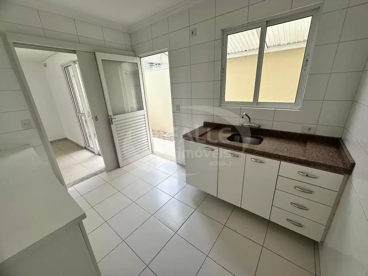 Cond. Asti   |   Sobrado Triplex Boqueirão