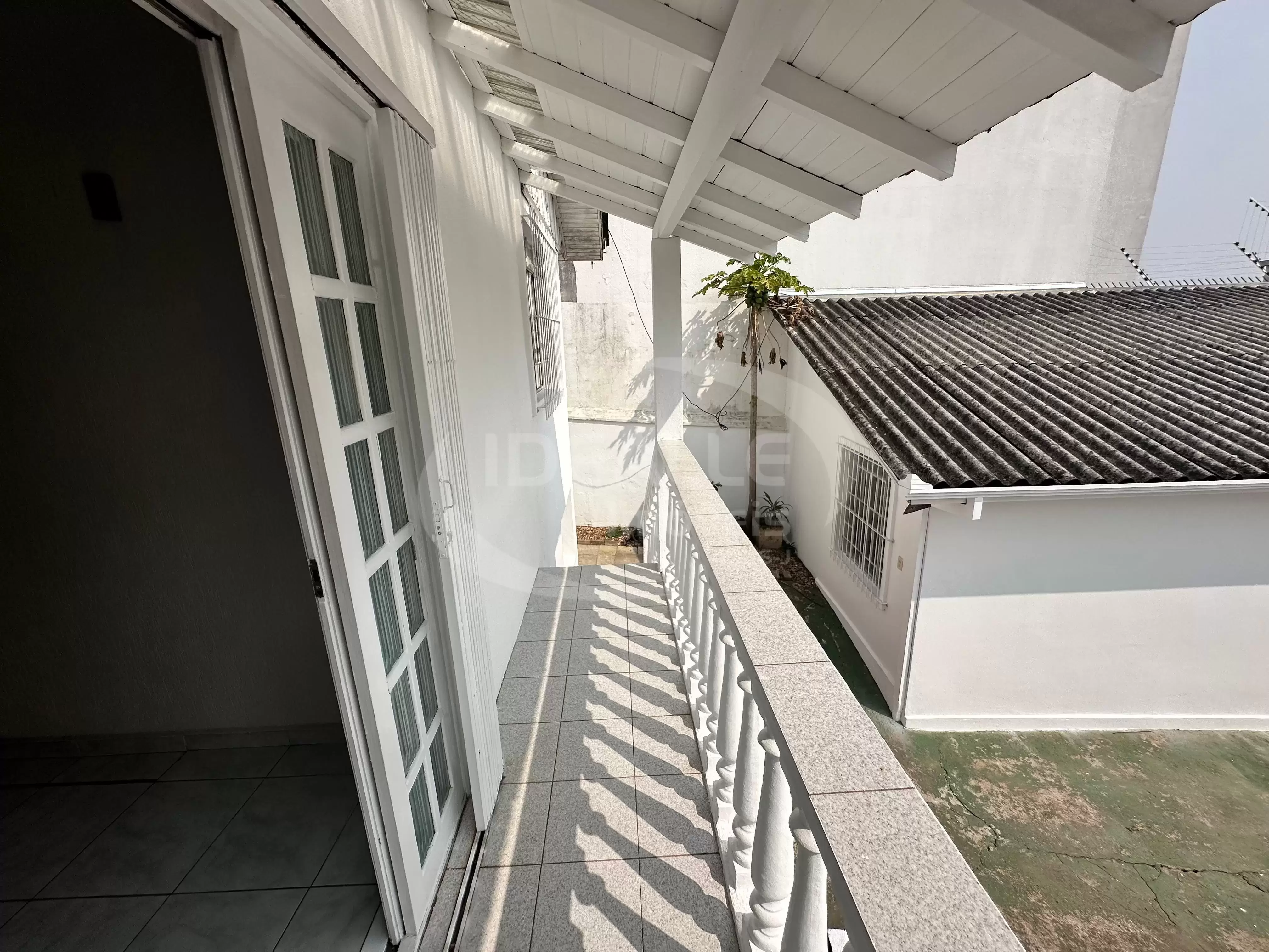 Casa Comercial Seminário