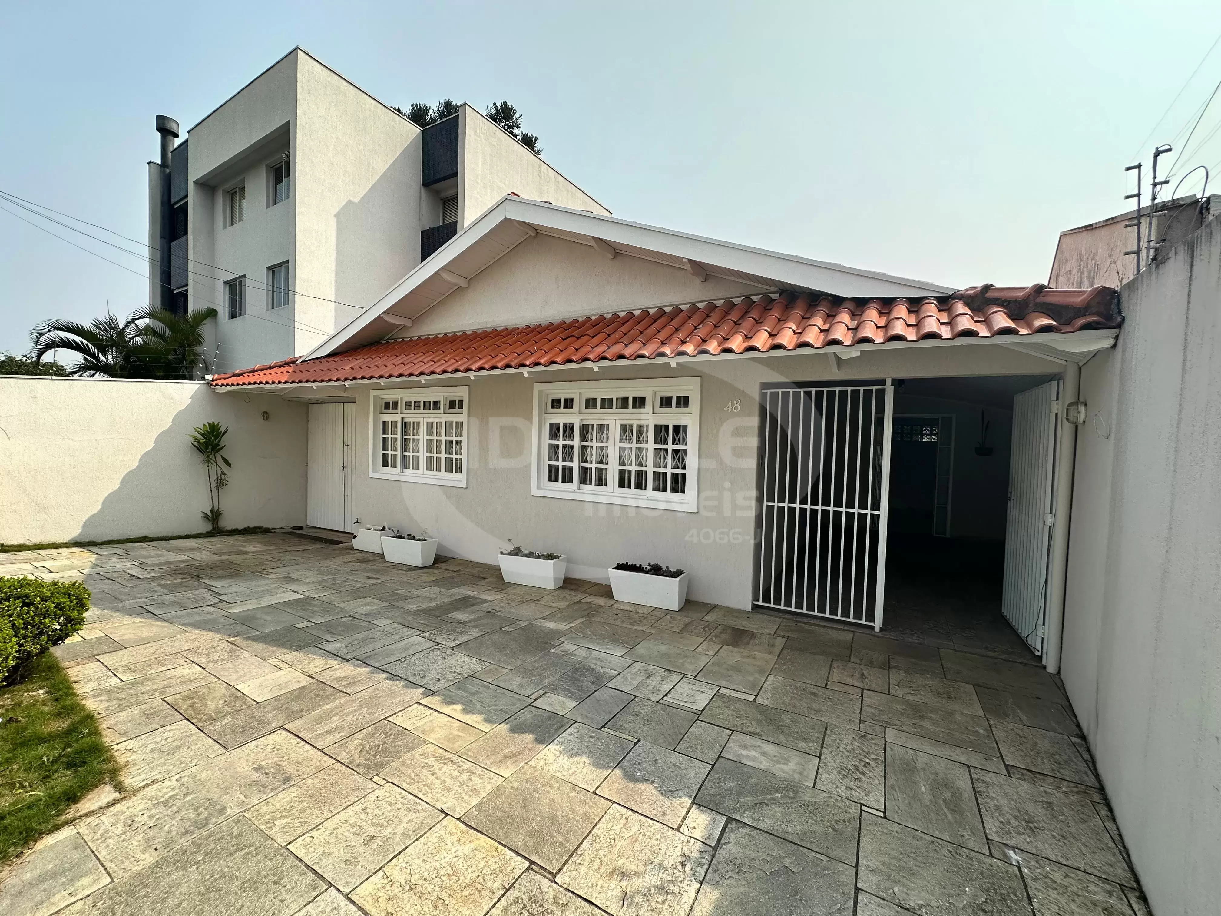 Casa Comercial Seminário