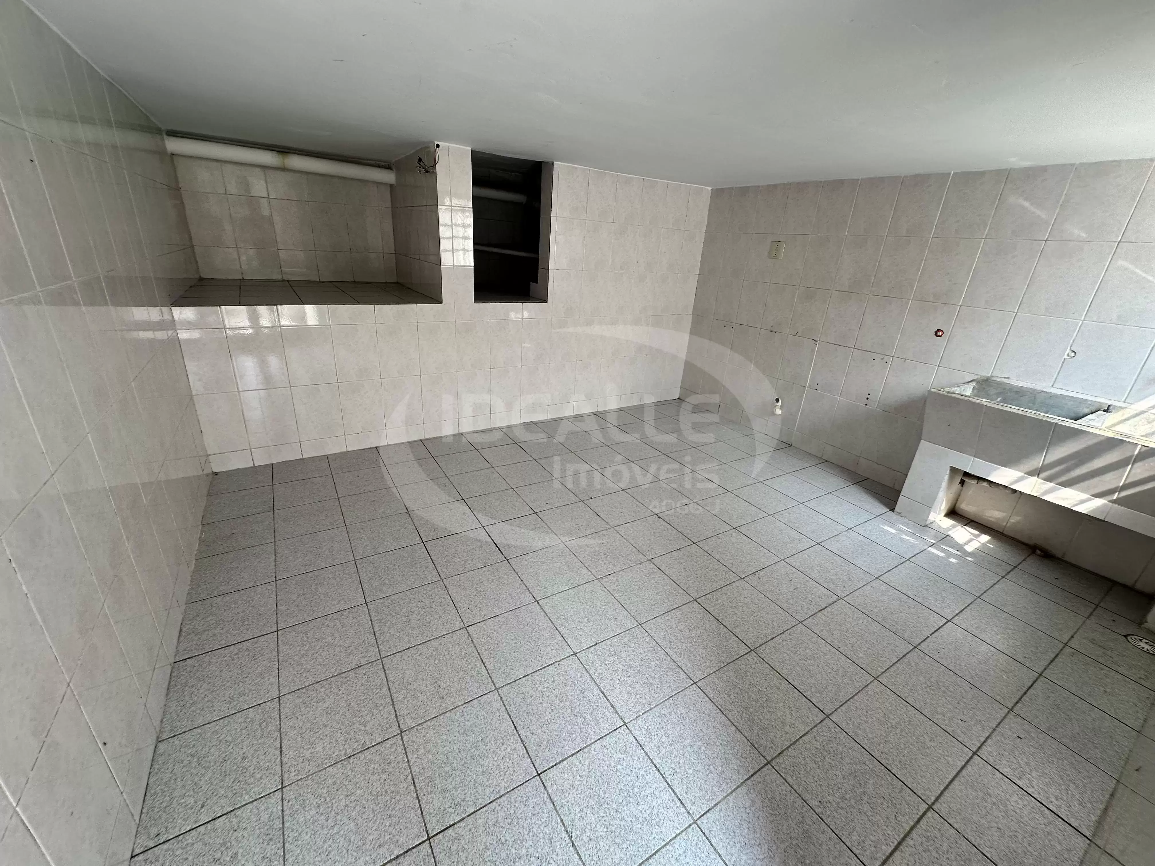 Casa Comercial Seminário