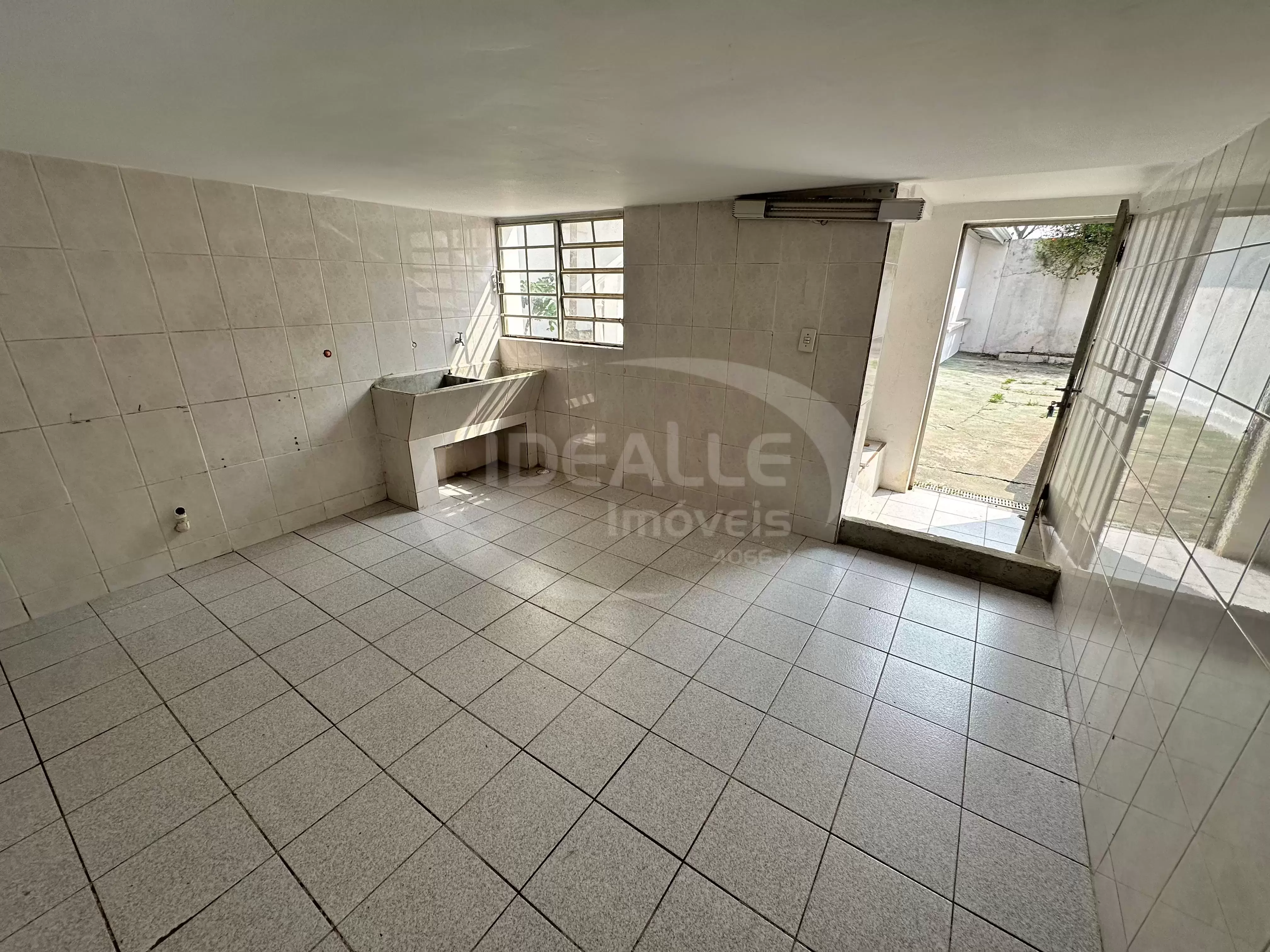 Casa Comercial Seminário