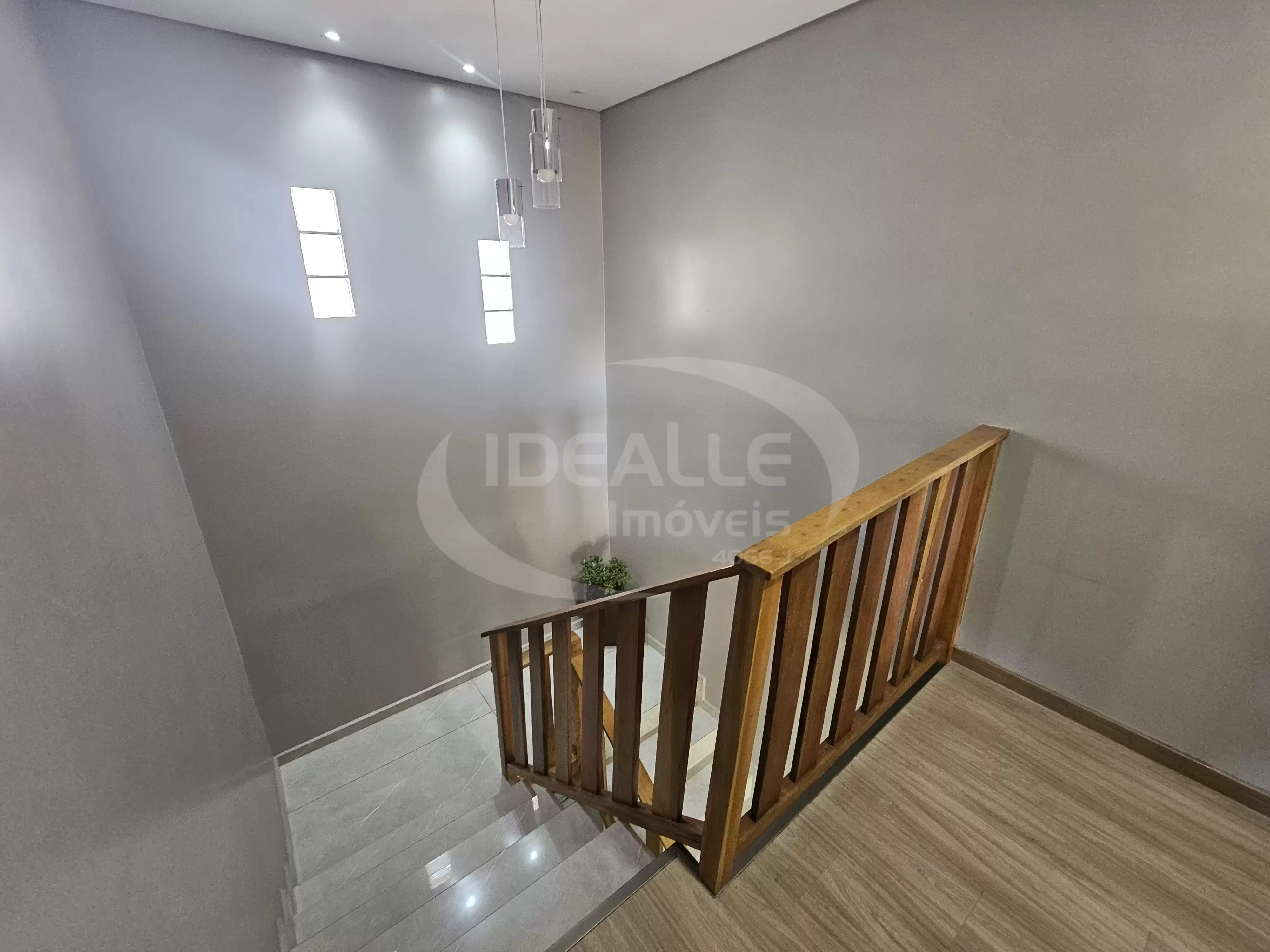 Sobrado em São José dos Pinhais