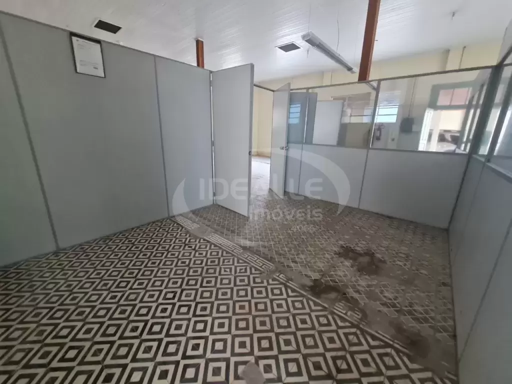 Barracão/Galpão no Mercês