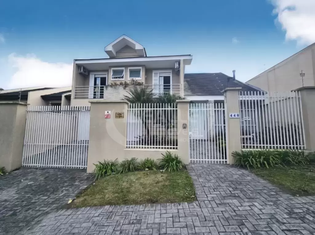 Casa Comercial no Jardim Social