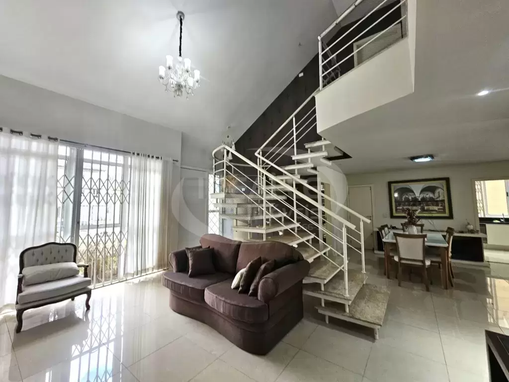 Casa Comercial no Jardim Social