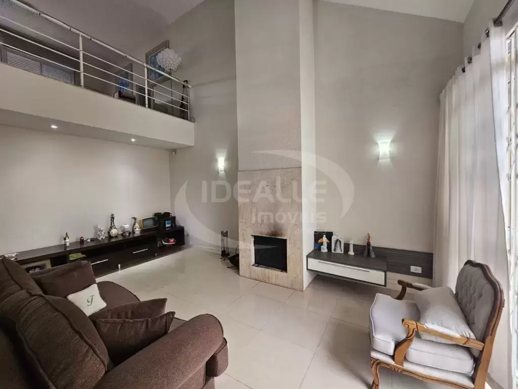 Casa Comercial no Jardim Social