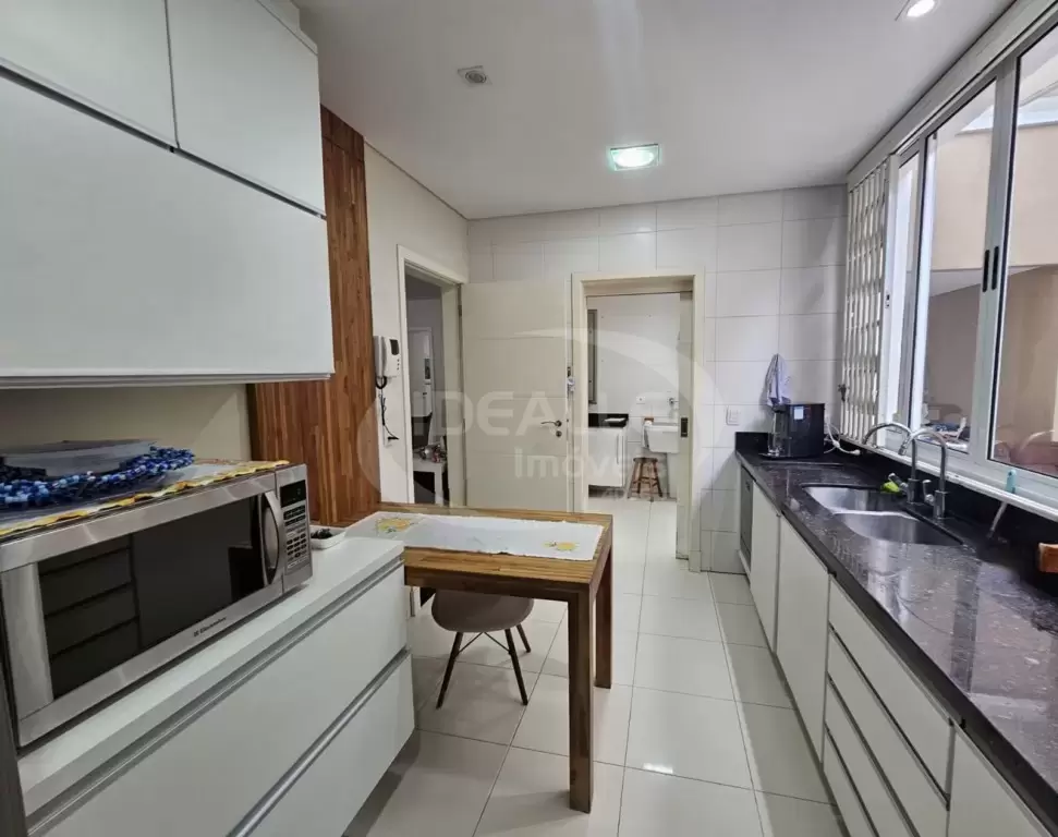 Casa Comercial no Jardim Social