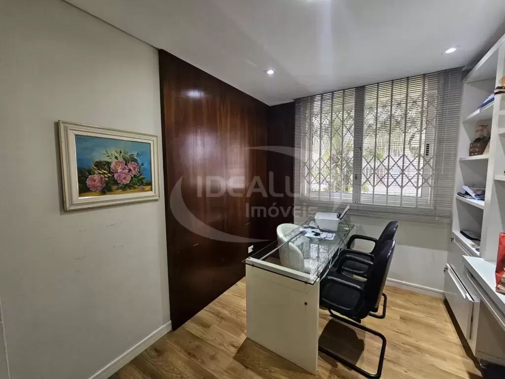 Casa Comercial no Jardim Social