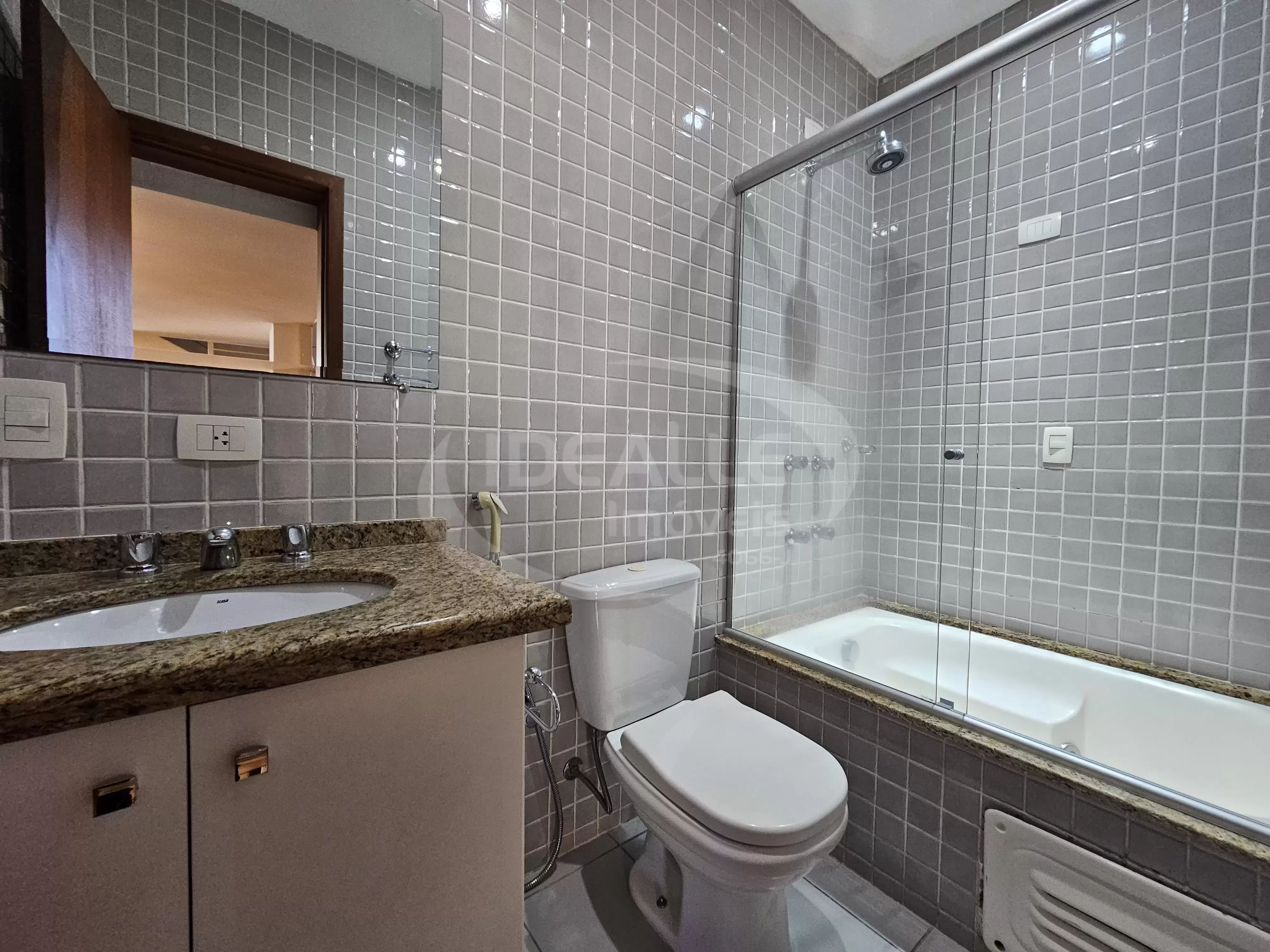 Ed. Curitiba Loft Champagnat