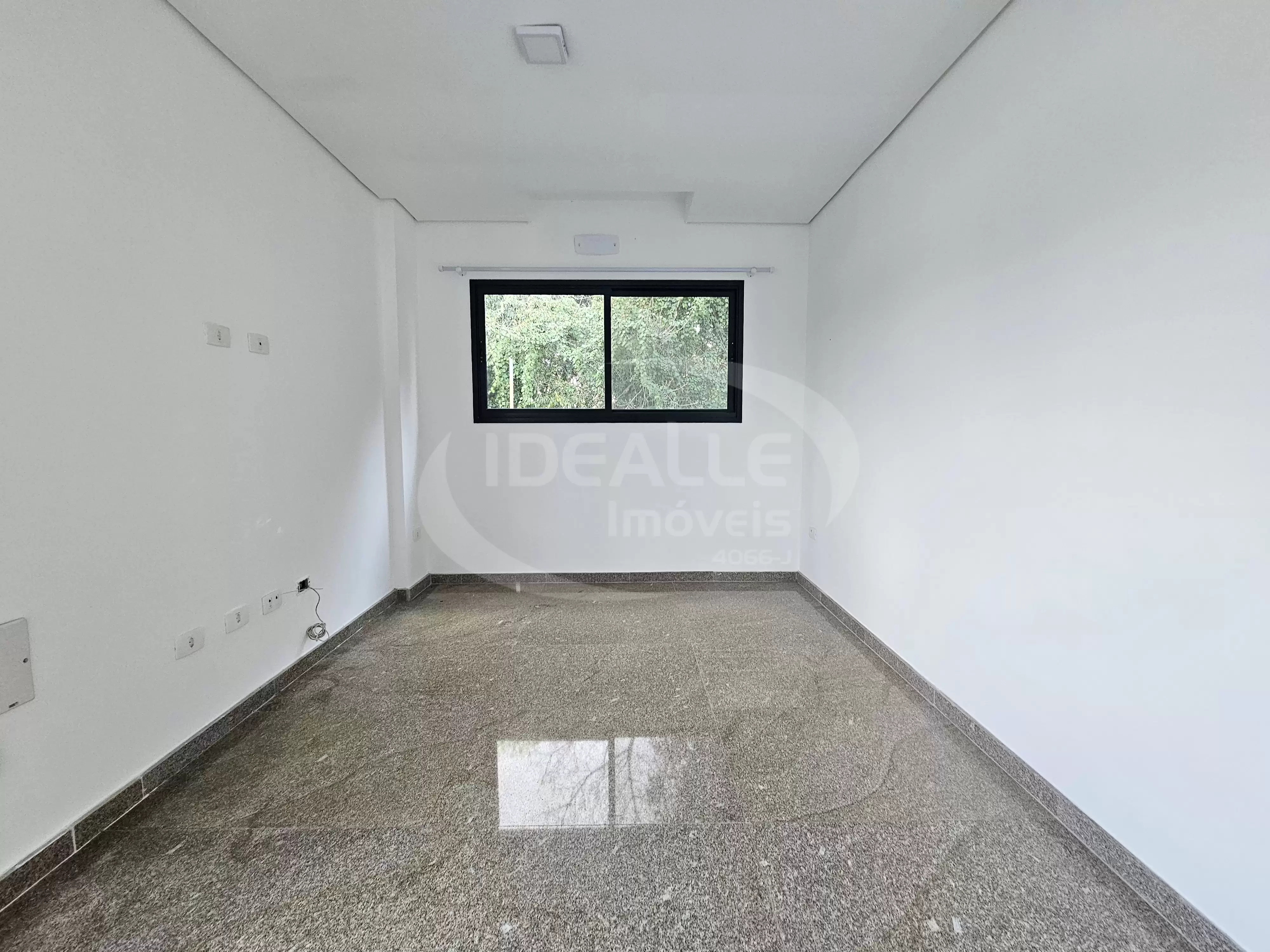 Cond. Stm Mond Galerie