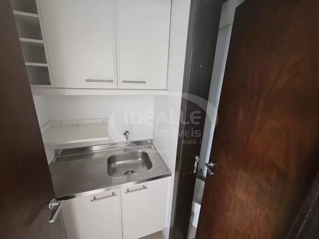 Ed. New York Building