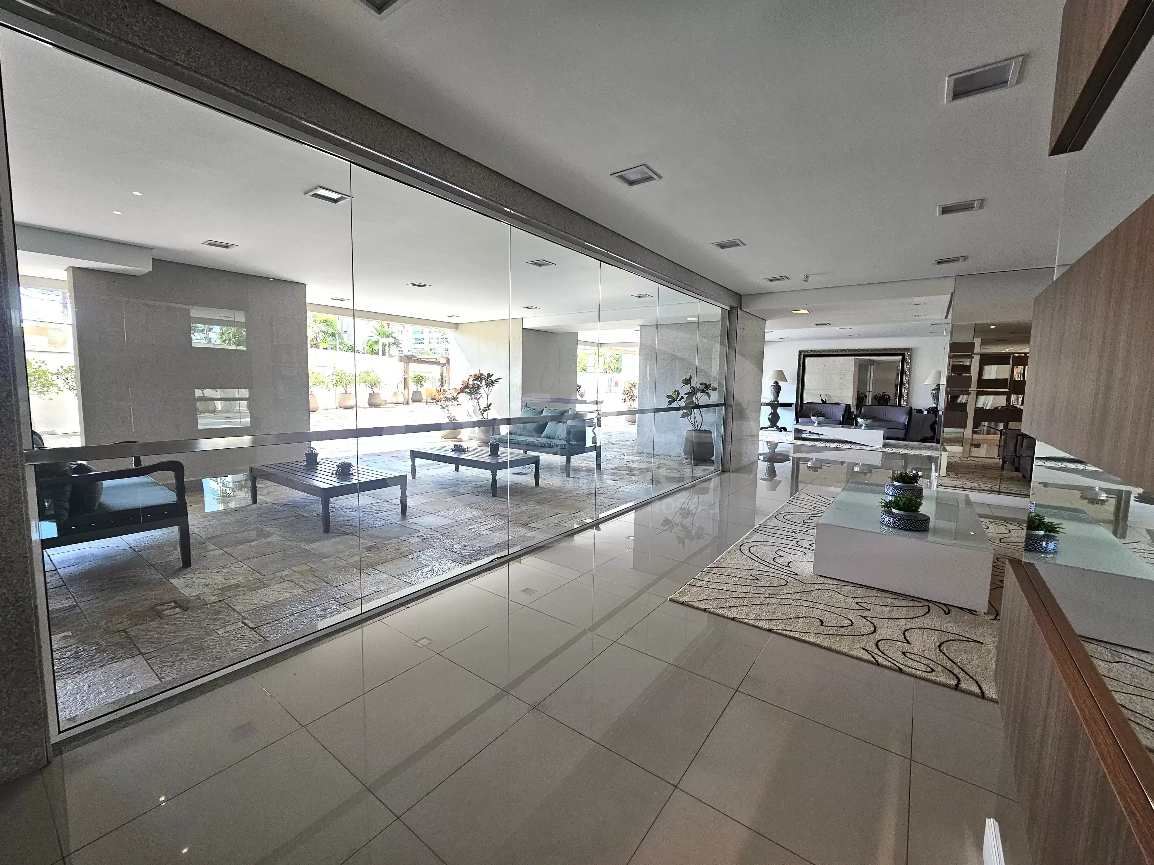 Ed. Elegance Condominium