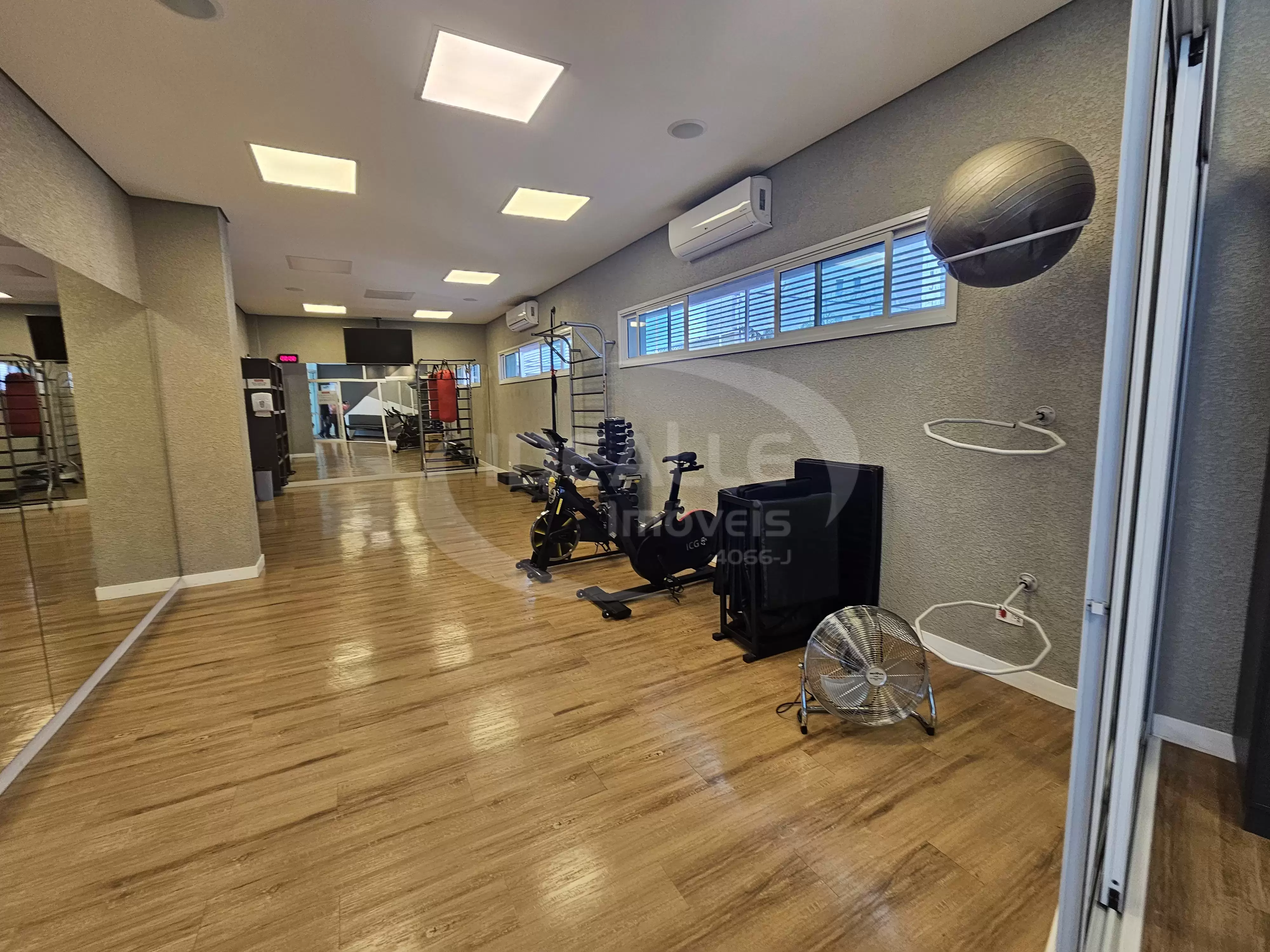 Ed. Elegance Condominium