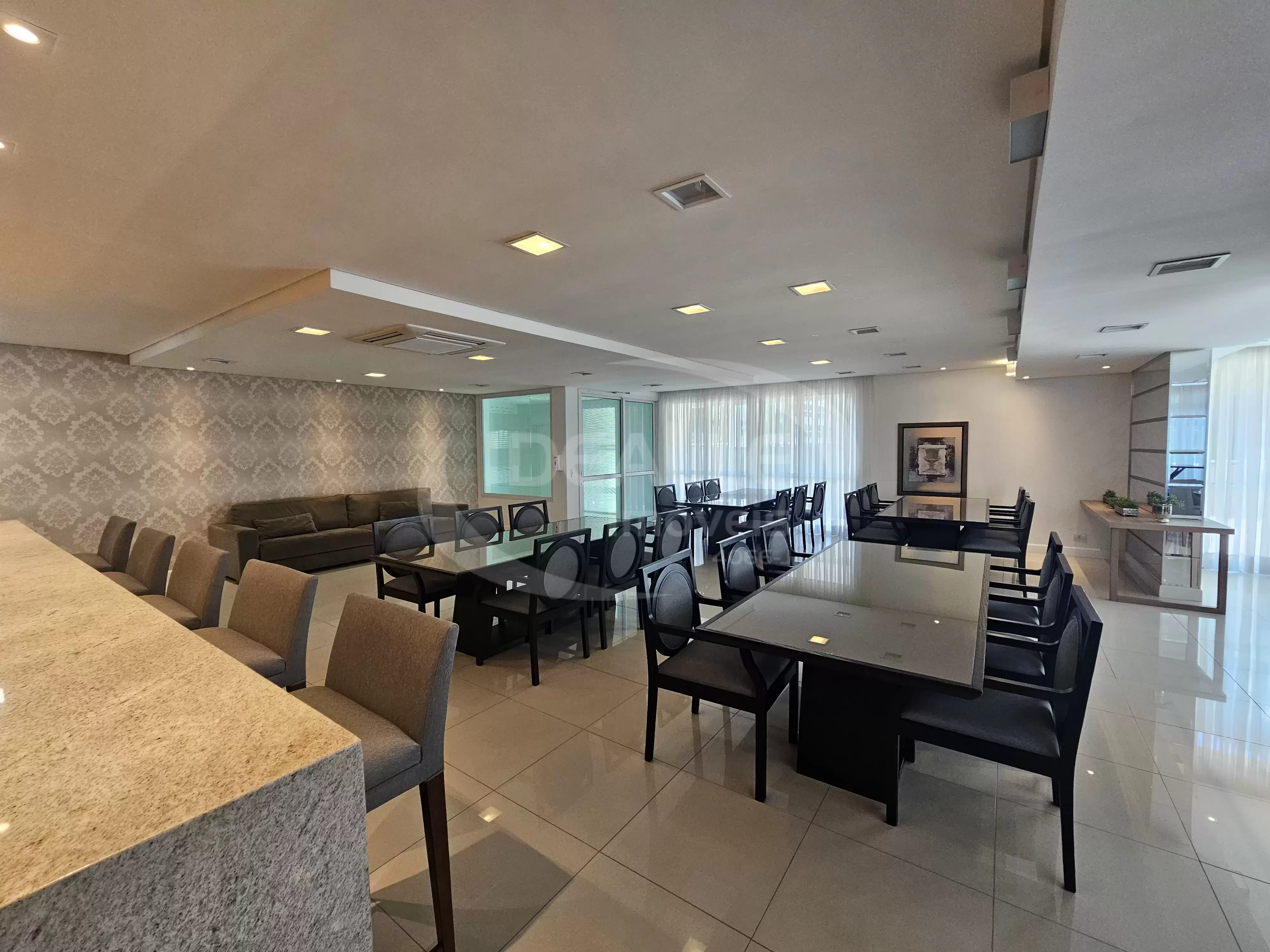 Ed. Elegance Condominium