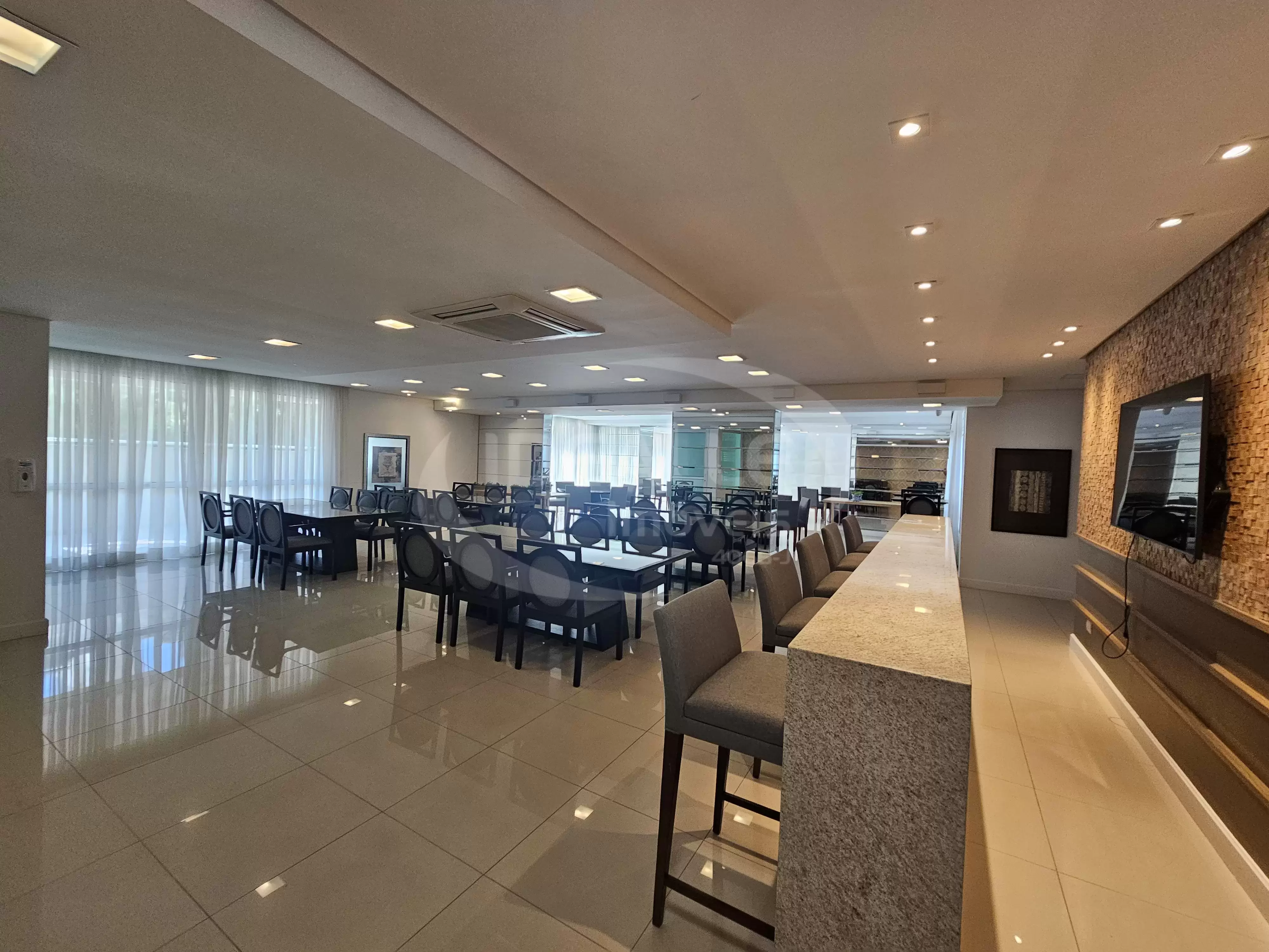 Ed. Elegance Condominium