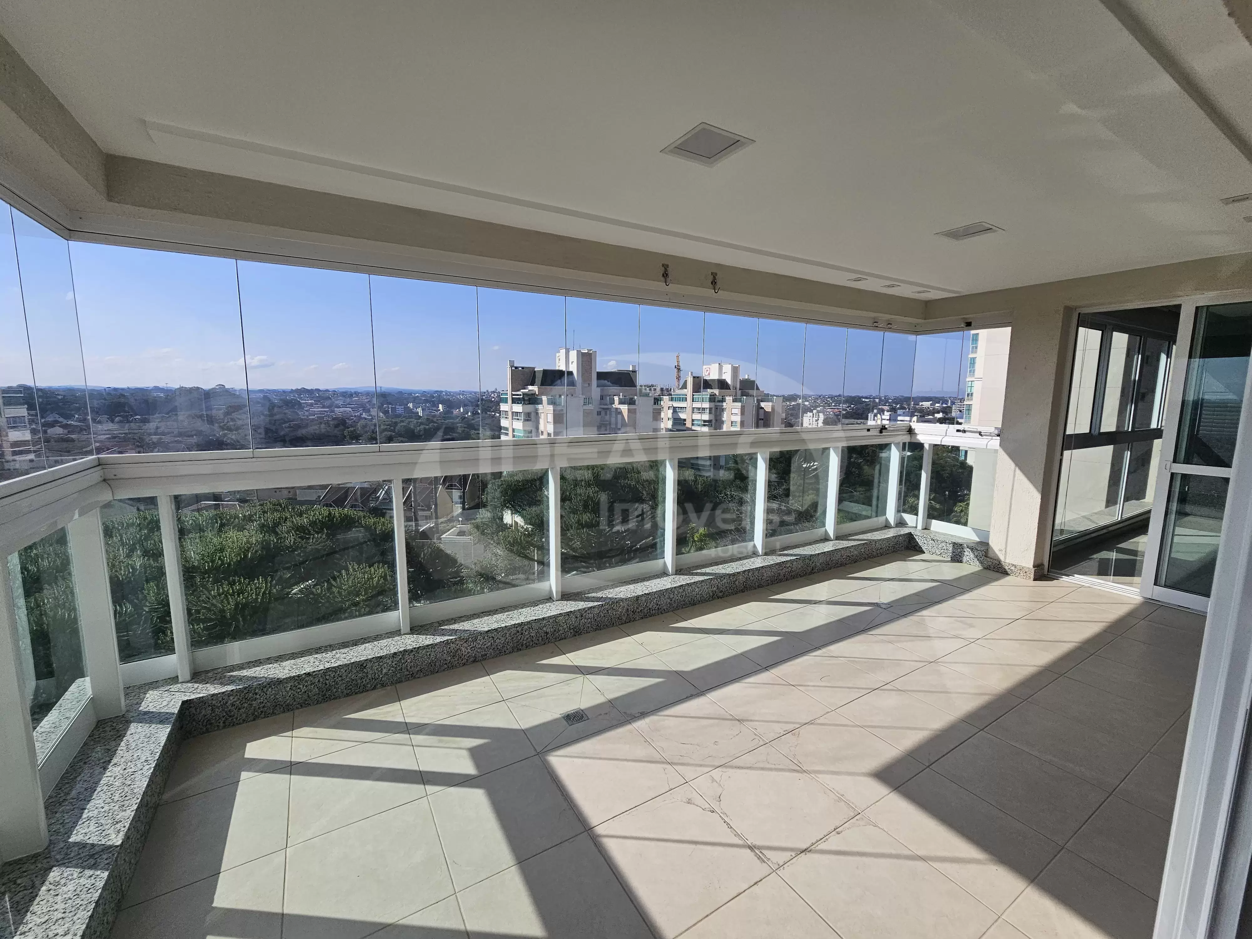 Ed. Elegance Condominium