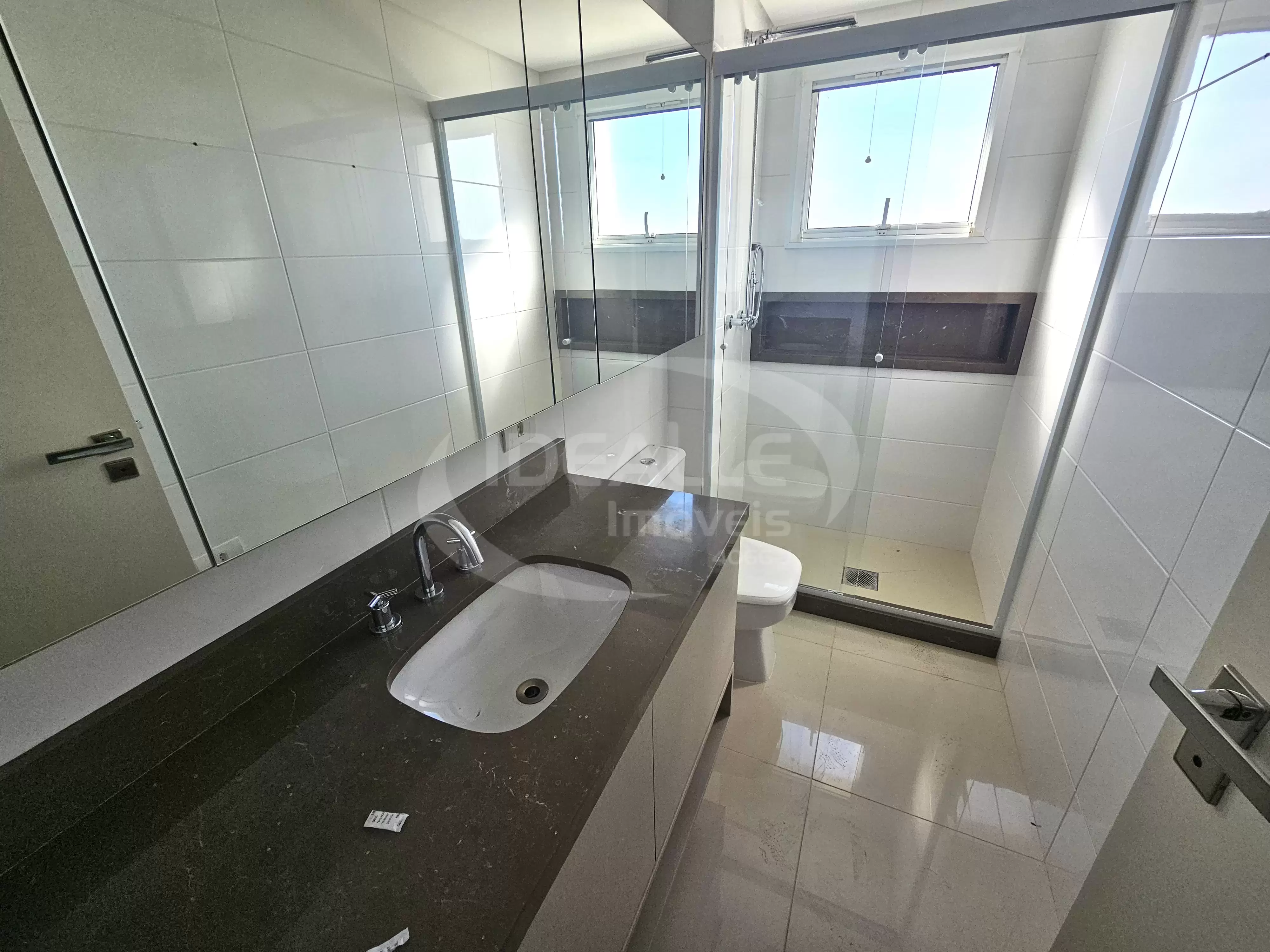 Ed. Elegance Condominium