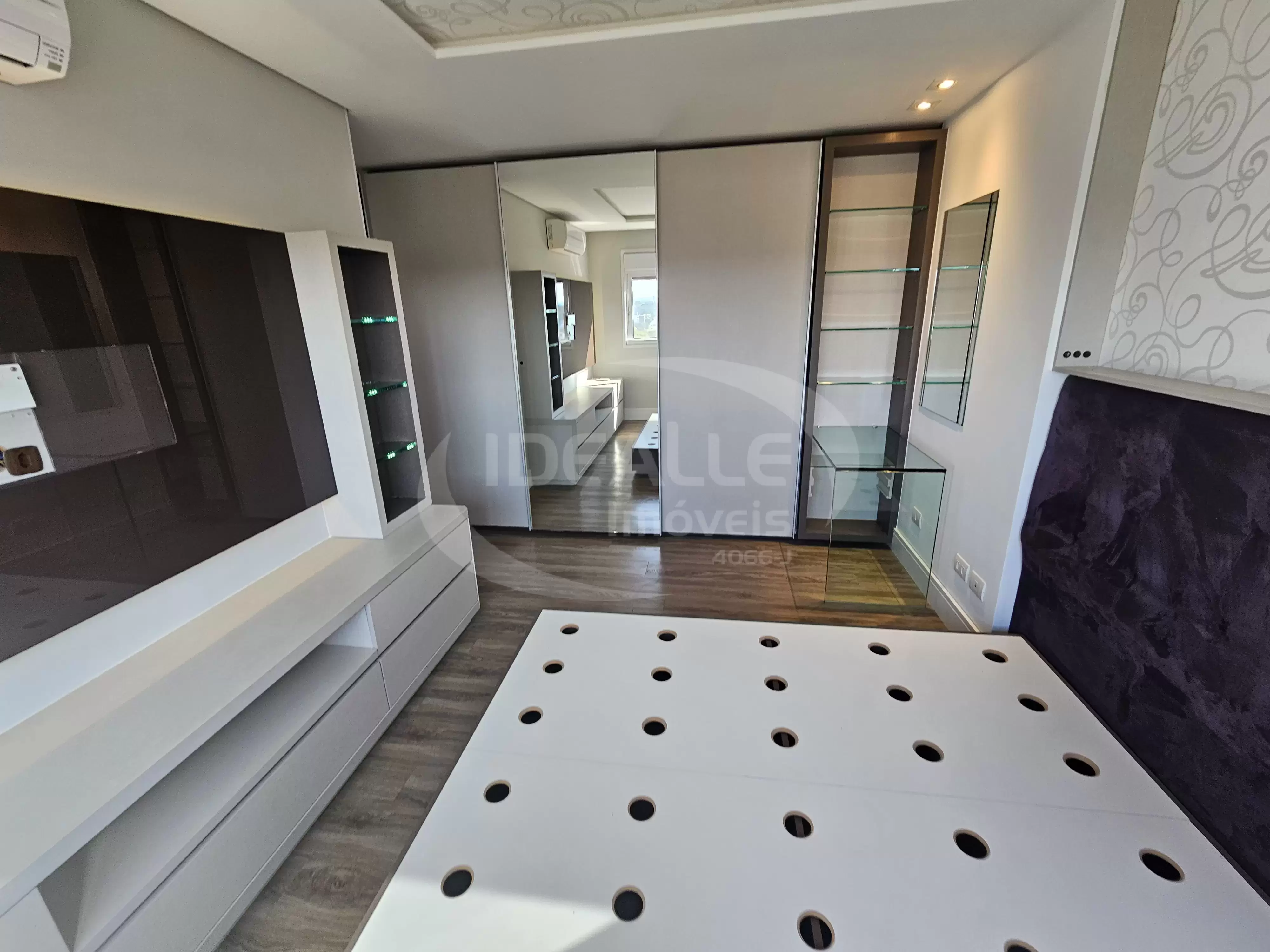 Ed. Elegance Condominium