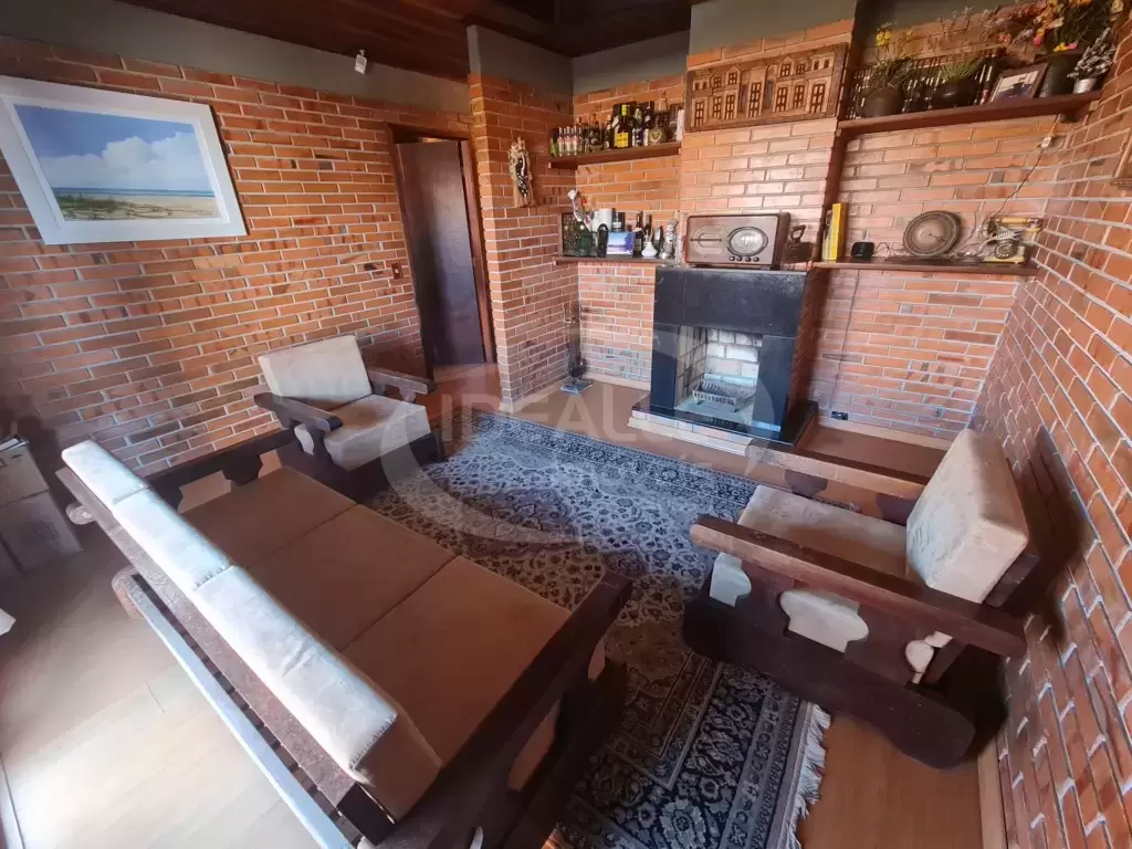 Casa Residencial em Santa Felicidade