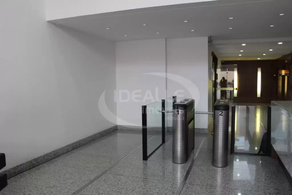 Ed. Sun Tower Bussines