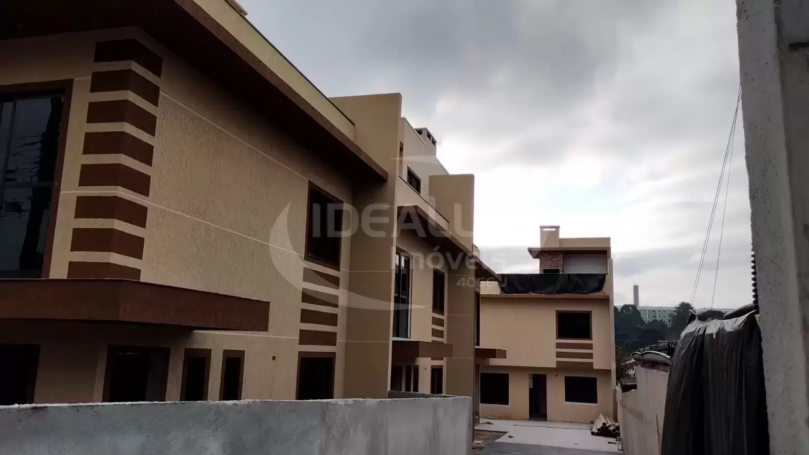 Sobrado no Santa Candida