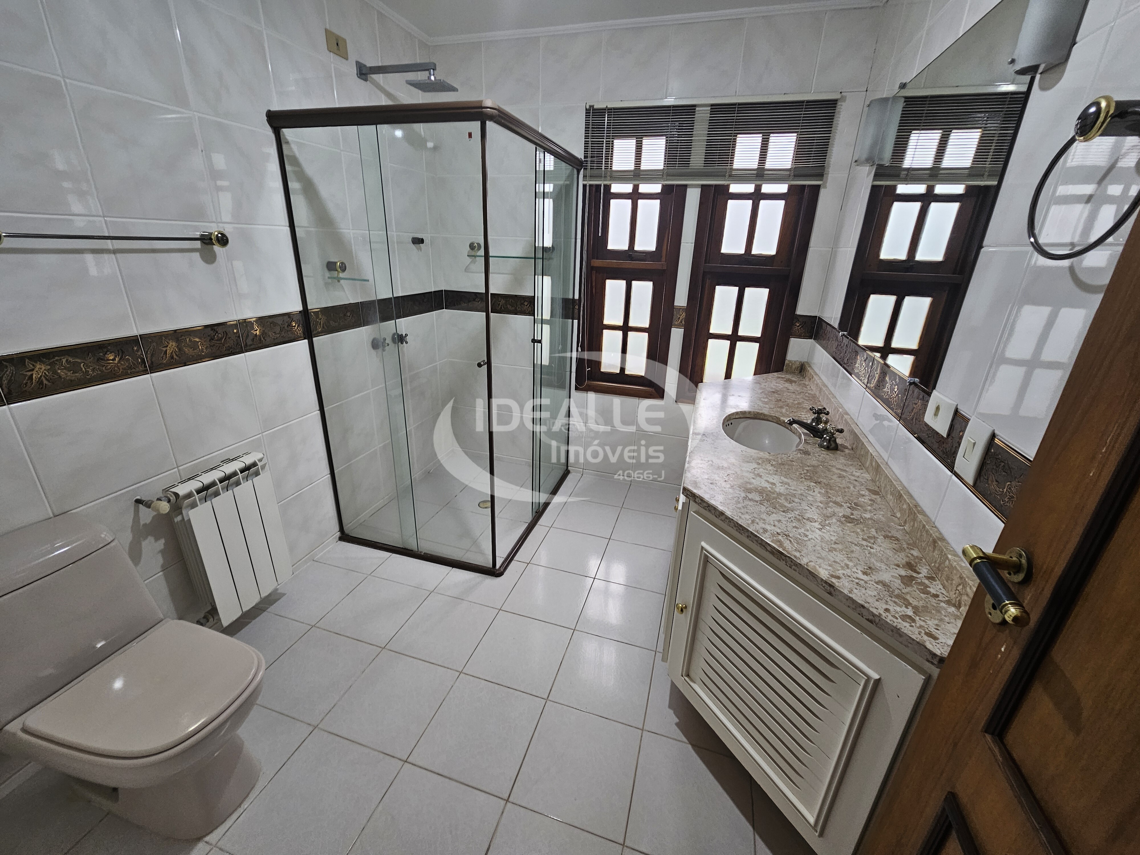 COND. MONTMARTRE RESIDENCIAIS